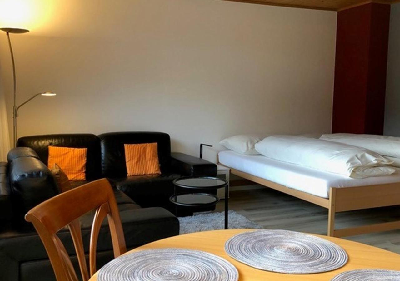 Appartementhaus Quadern Valens Dış mekan fotoğraf